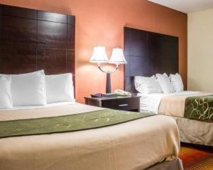 Rodeway Inn Macarthur Airport Ronkonkoma Zimmer foto